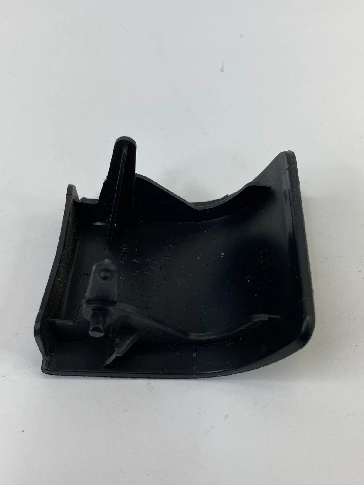 2003-2007 HONDA ACCORD REAR SEAT CHILD ANCHOR COVER CAP LID 84512-SDA-A010 OEM