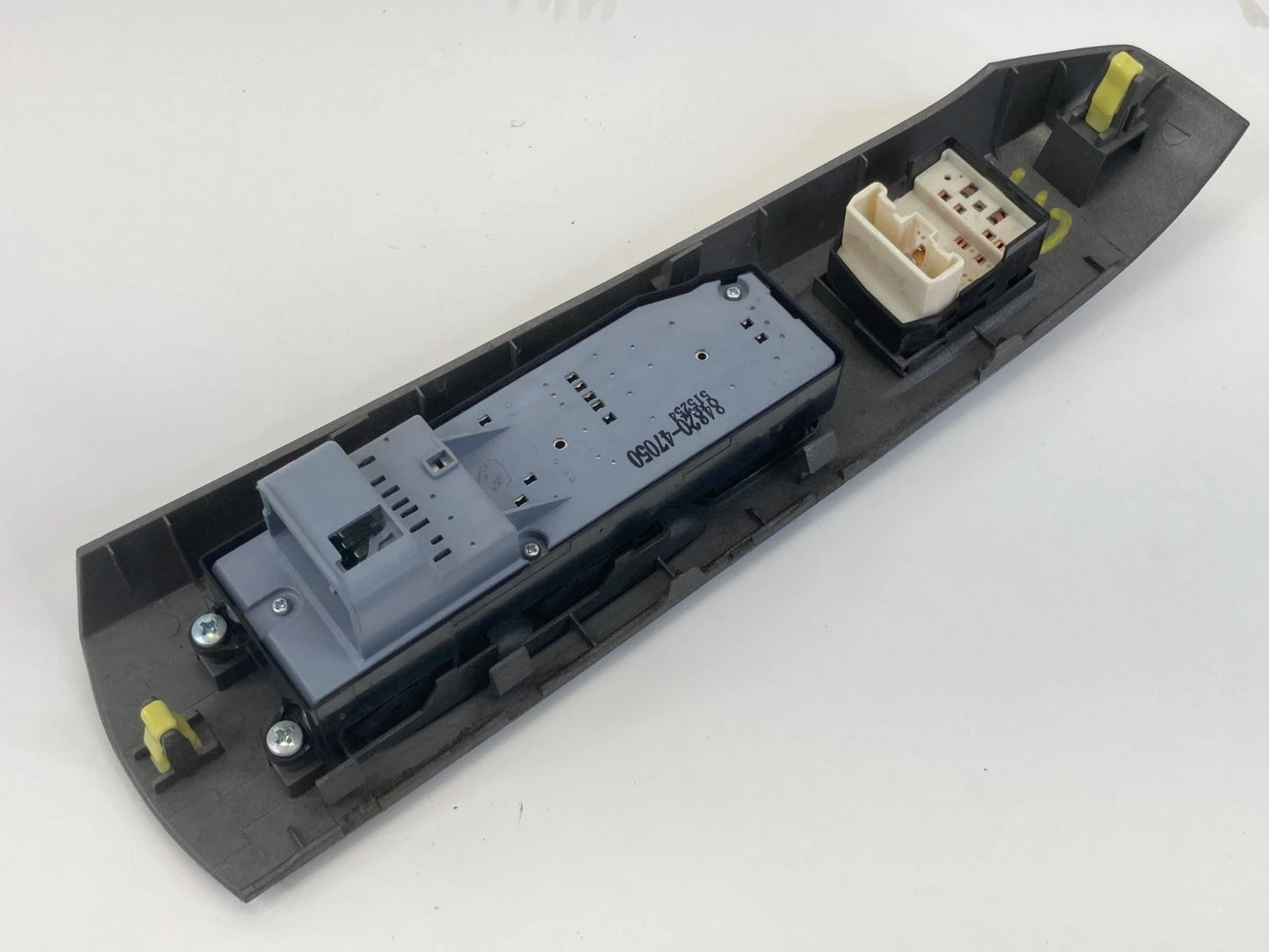 2004-2009 TOYOTA PRIUS FRONT LEFT DOOR MASTER WINDOW SWITCH BEZEL OEM 8482047050