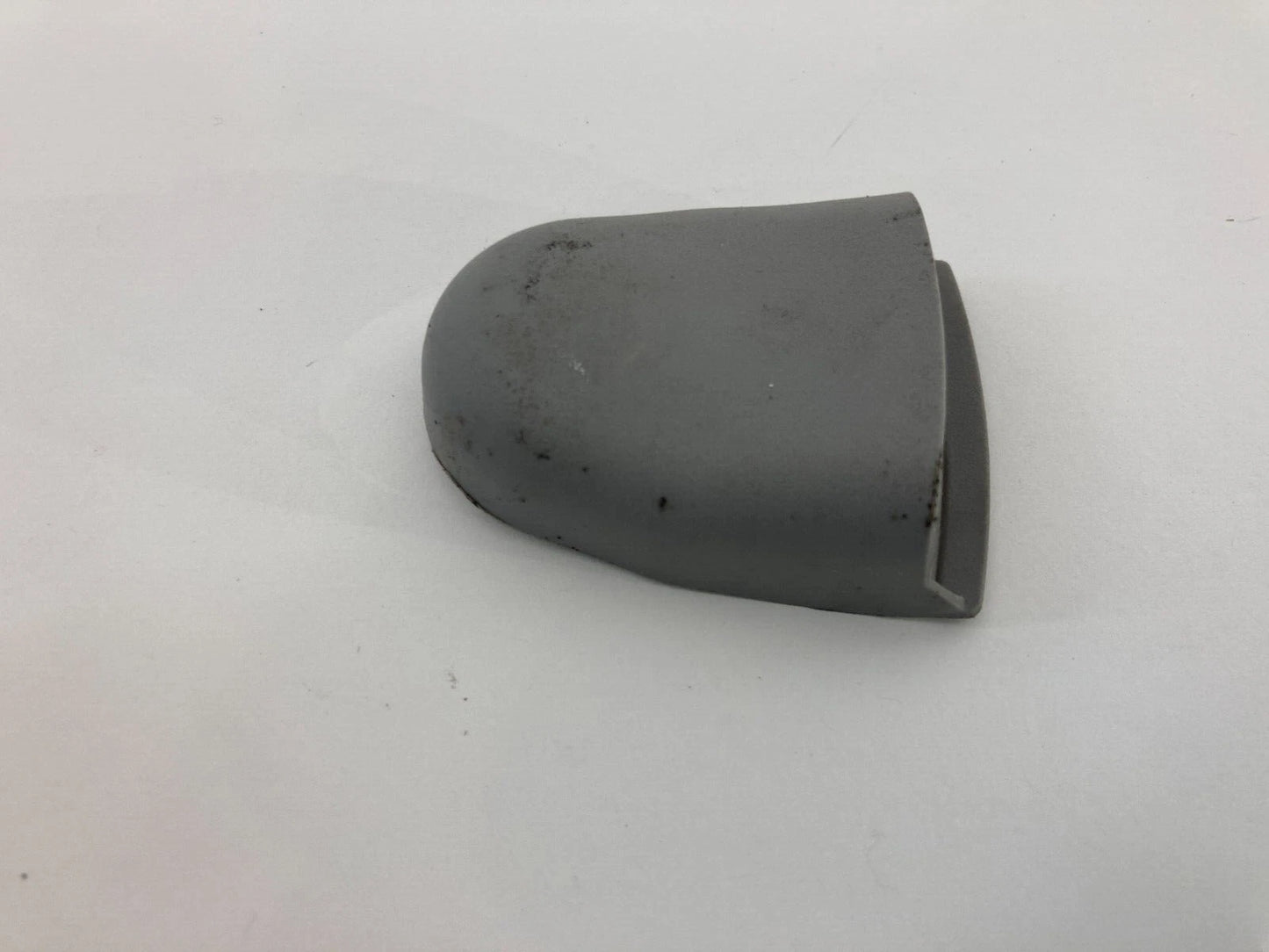2007-2011 HYUNDAI ACCENT HATCHBACK SEAT BELT COVER PANEL CAP 6053799 OEM
