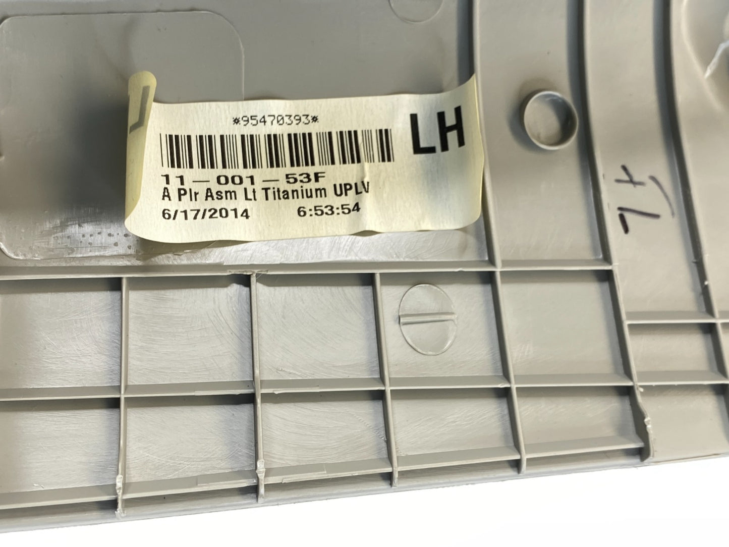 2011-2016 Chevy Cruze Front Left Windshield Pillar Trim Cover Tweeter 95470393