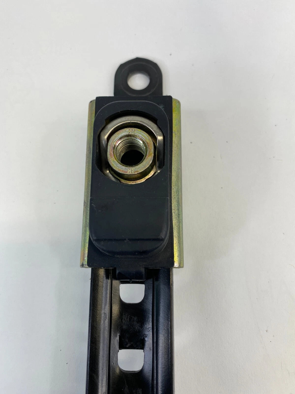 2001-2007 TOYOTA SEQUOIA FRONT LEFT OR RIGHT SEAT BELT HEIGHT ADJUSTER ASSEMBLY