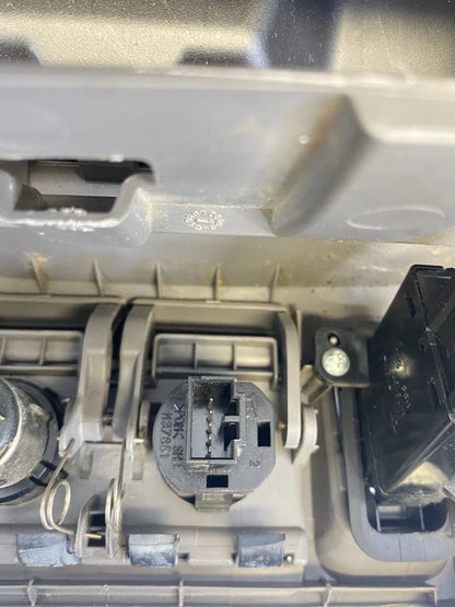 05-10 HONDA ODYSSEY CENTER LOWER DASHBOARD STORAGE COMPARTMENT 77290SHJA230M1