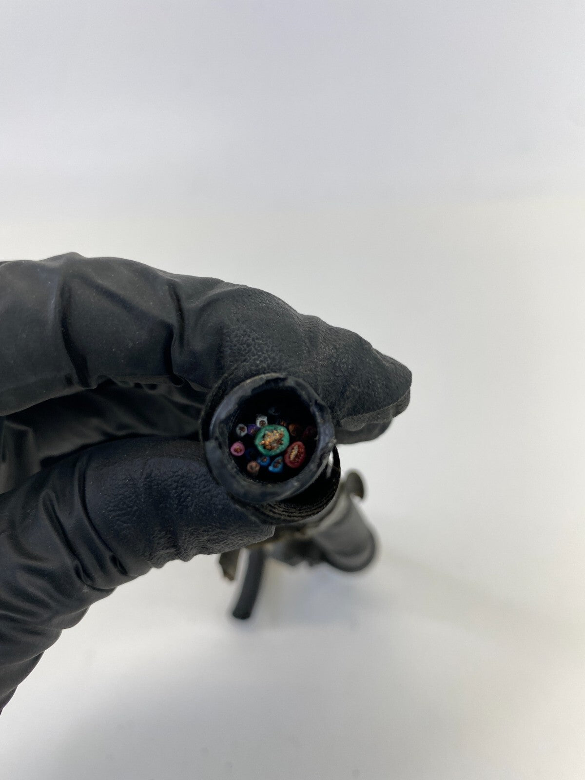 2011 2012 Nissan Altima 2.5L FWD Anti Lock Brake ABS Pump Module Plug Connector