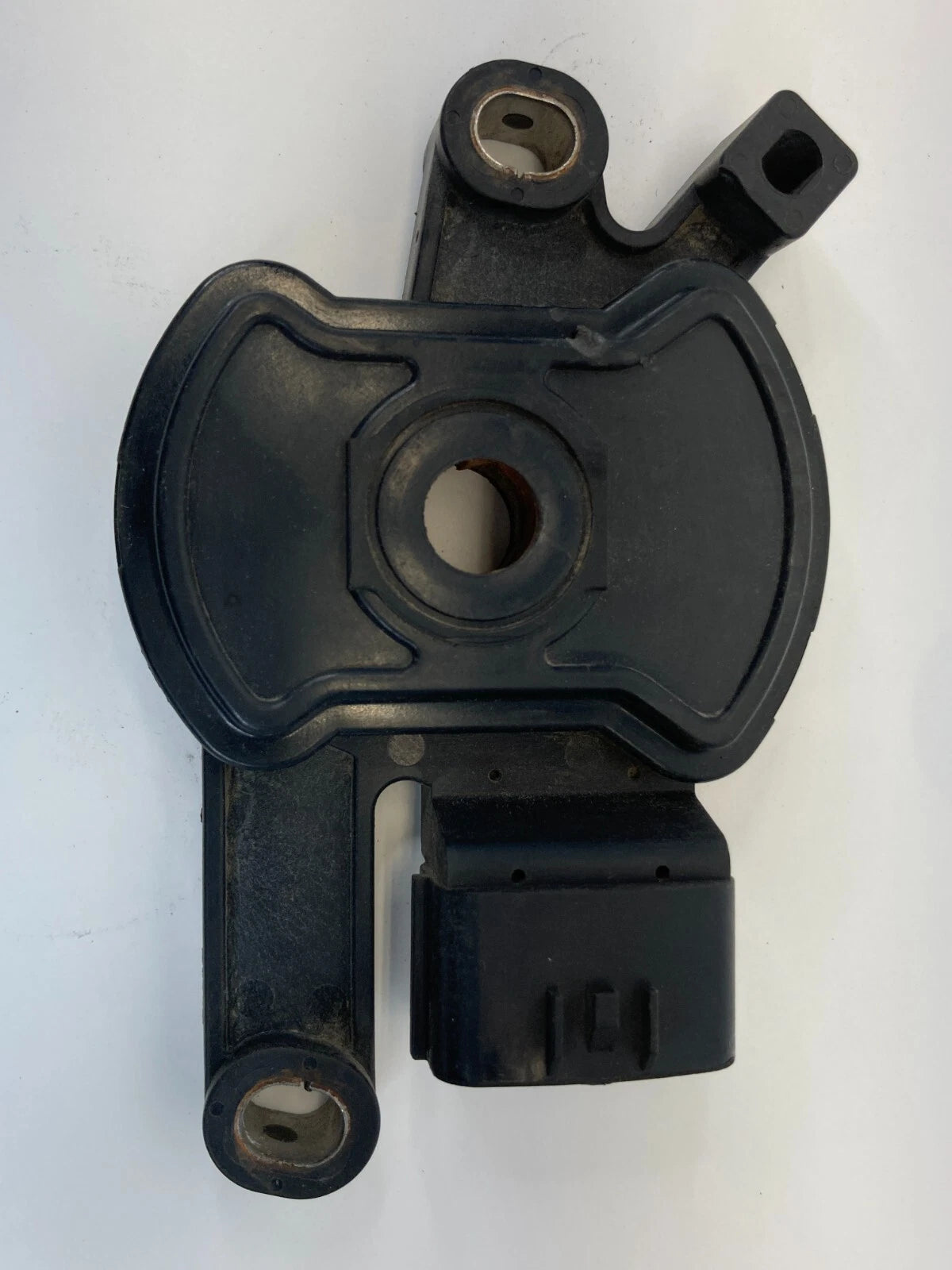 2011-2018 KIA FORTE A/T INHIBITOR NEUTRAL GEAR POSITION SENSOR SWITCH MODULE OEM