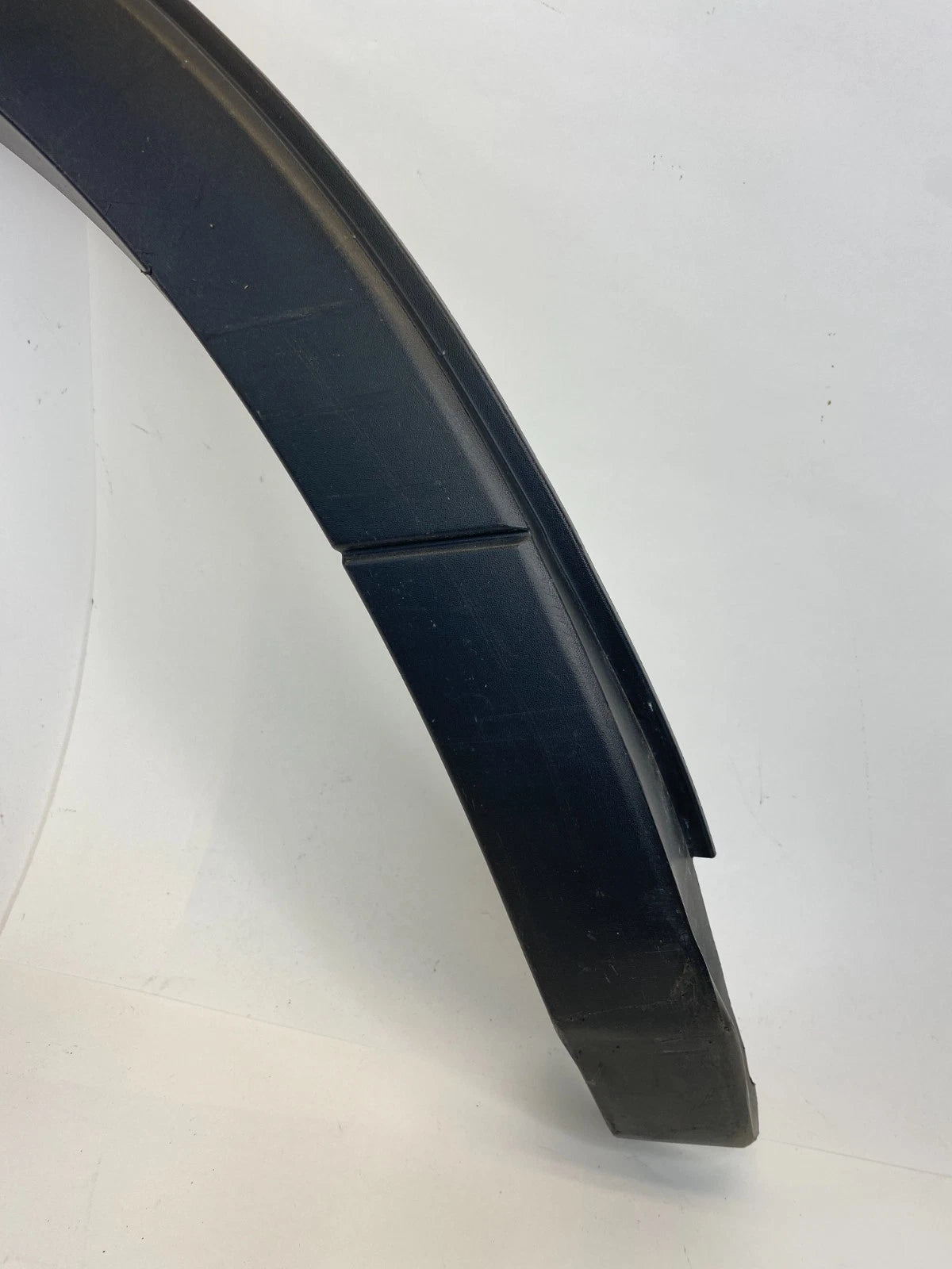 16-19 FORD INTERCEPTOR UTILITY FR RH SIDE FENDER FLARE WHEEL ARCH TRIM MOLDING