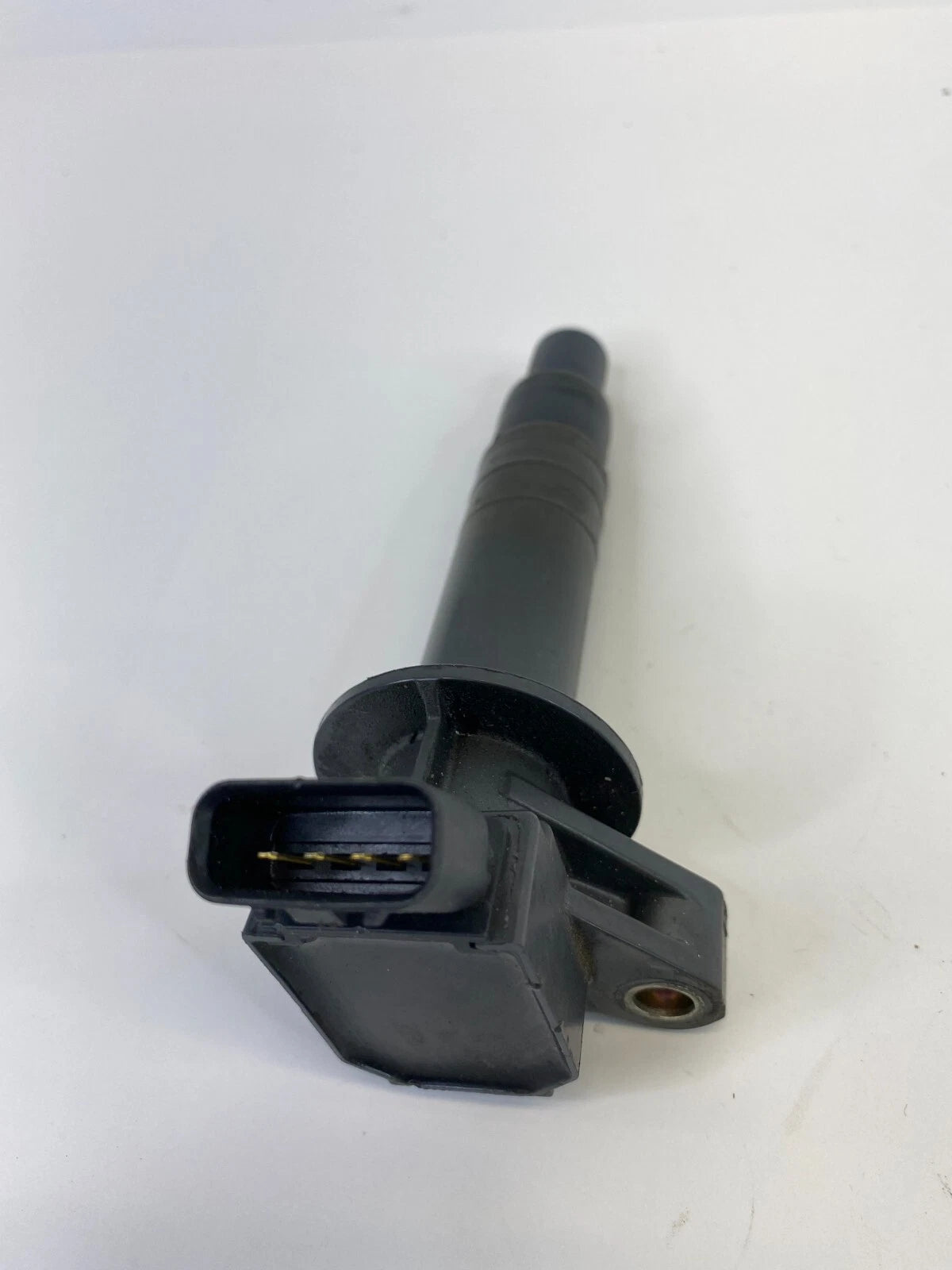 2000-2008 TOYOTA COROLLA 4-DR 2003-2008 MATRIX 1.8L AT IGNITION COIL 90080-19015