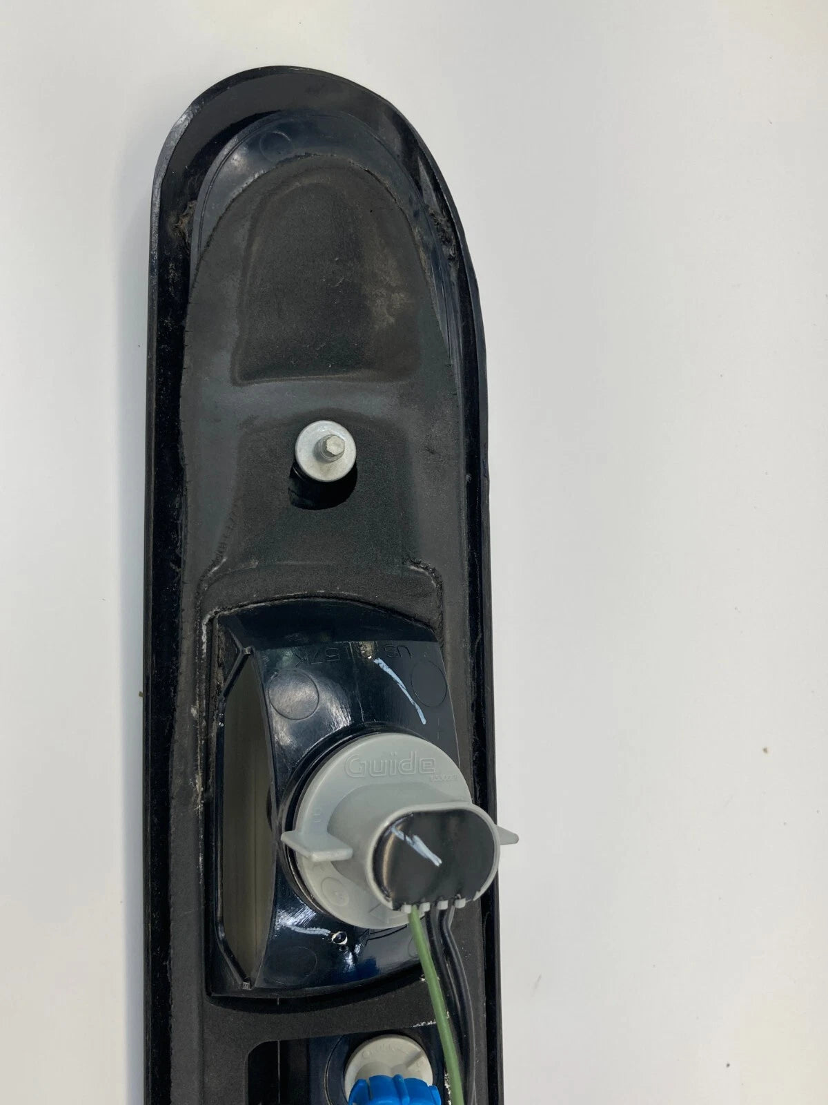 2004-2008 PONTIAC GRAND PRIX TRUNK MOUNTED REVERSE BACKUP LIGHTLAMP 15209948 OEM