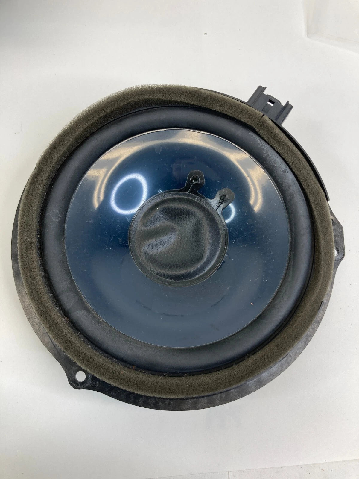 2012-2018 FORD FOCUS REAR LEFT DOOR SOUND SYSTEM SPEAKER ASSEMBLY 6M2T-18808-FC