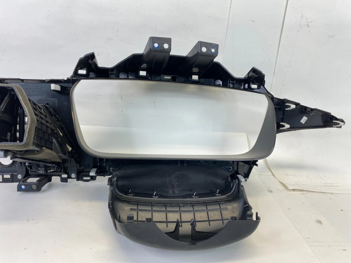 2015-2017 HYUNDAI SONATA UPPER DASH INSTRUMENT CLUSTER PANEL TRIM AC VENTS OEM