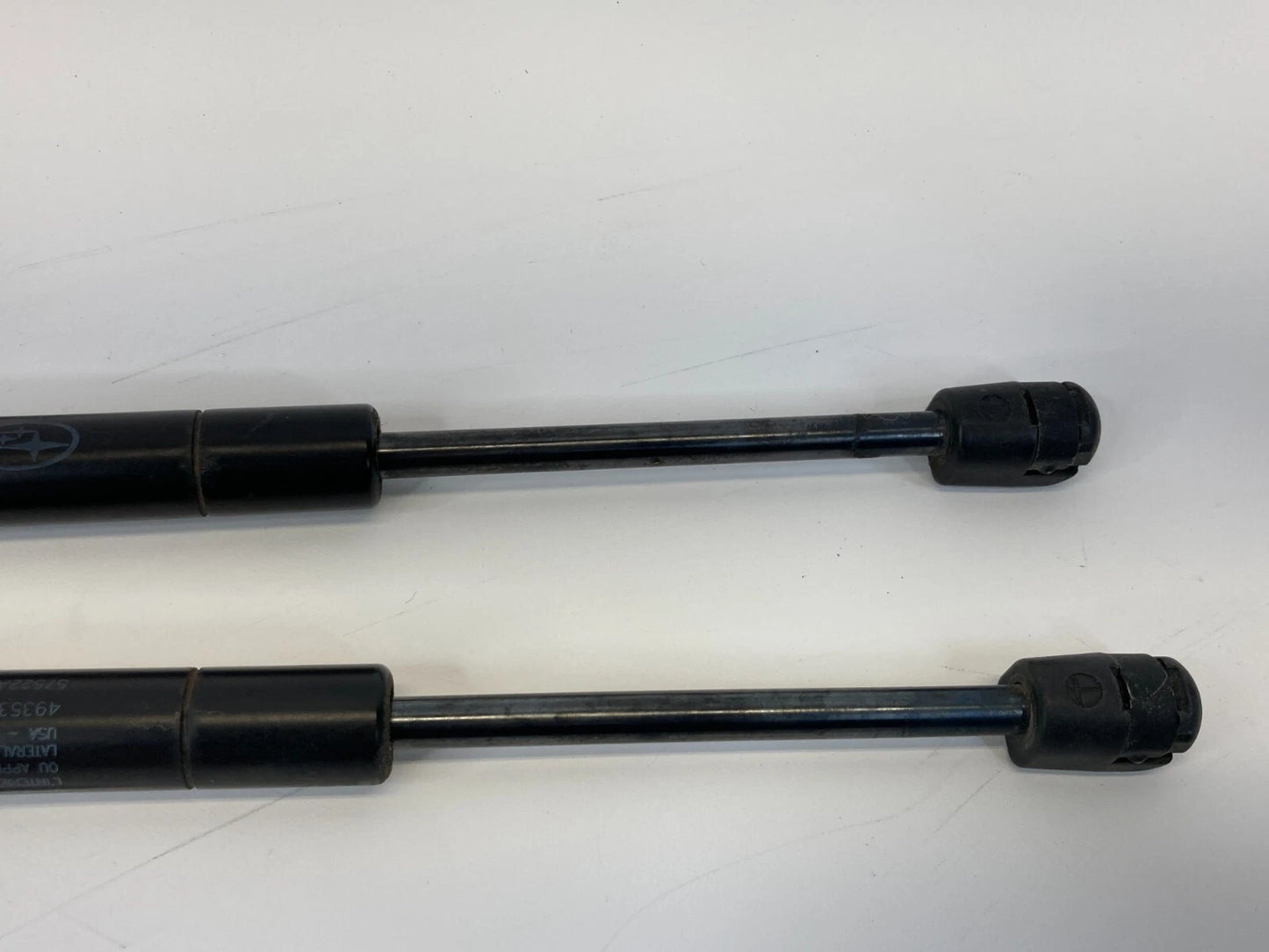 2010-2014 SUBARU LEGACY REAR LIFTGATE SHOCK STRUT SUPPORT SET PAIR 57522AJ0 OEM