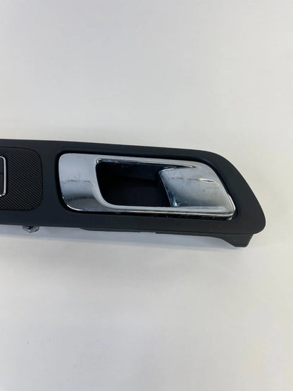 2016-2019 FORD POLICE INTERCEPTOR UTILITY FRONT RIGHT INSIDE DOOR HANDLE OEM