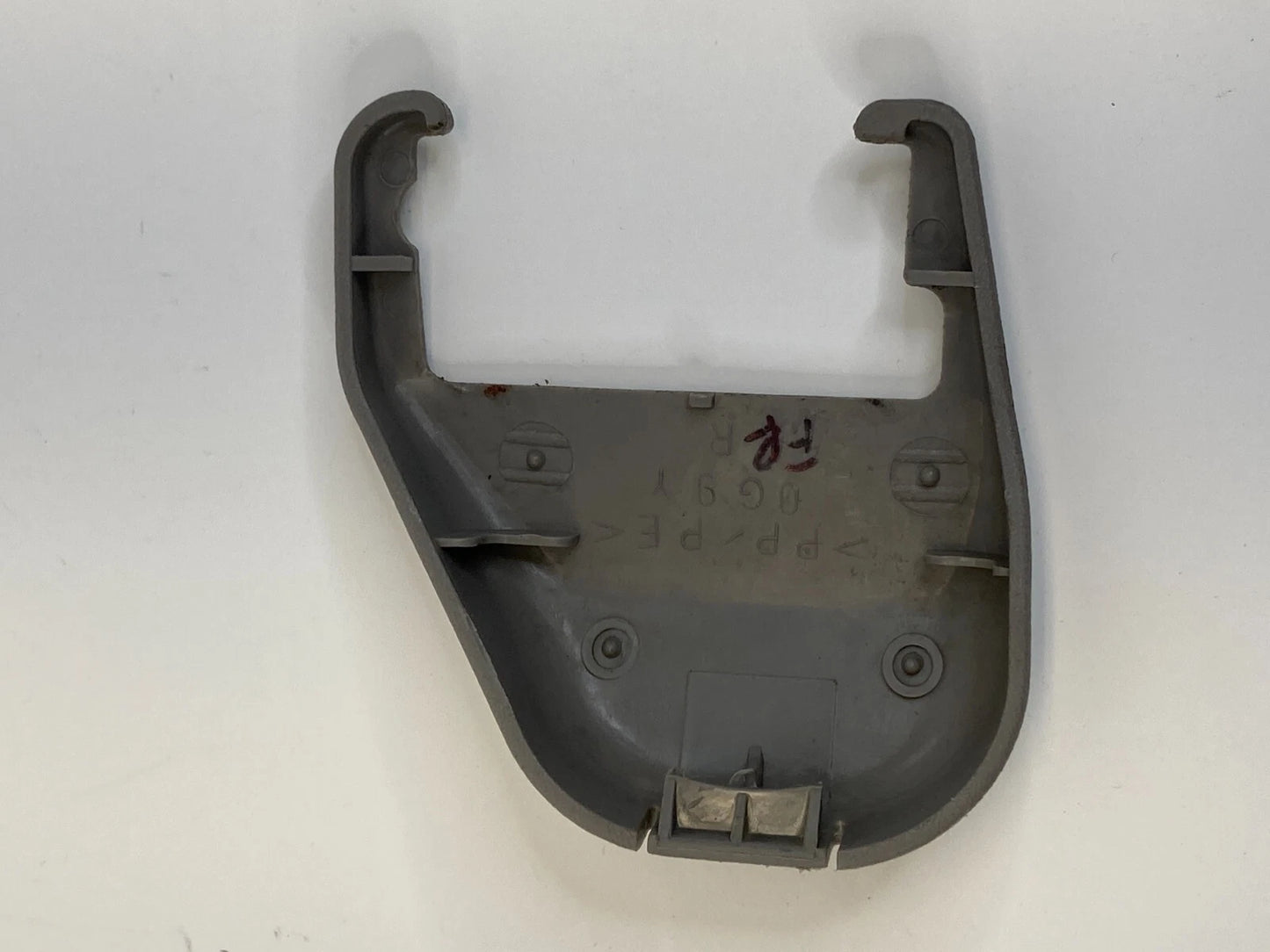 2003 2003 02 03 LEXUS ES300 FRONT RIGHT SEAT TRACK END COVER CAP TRIM OEM