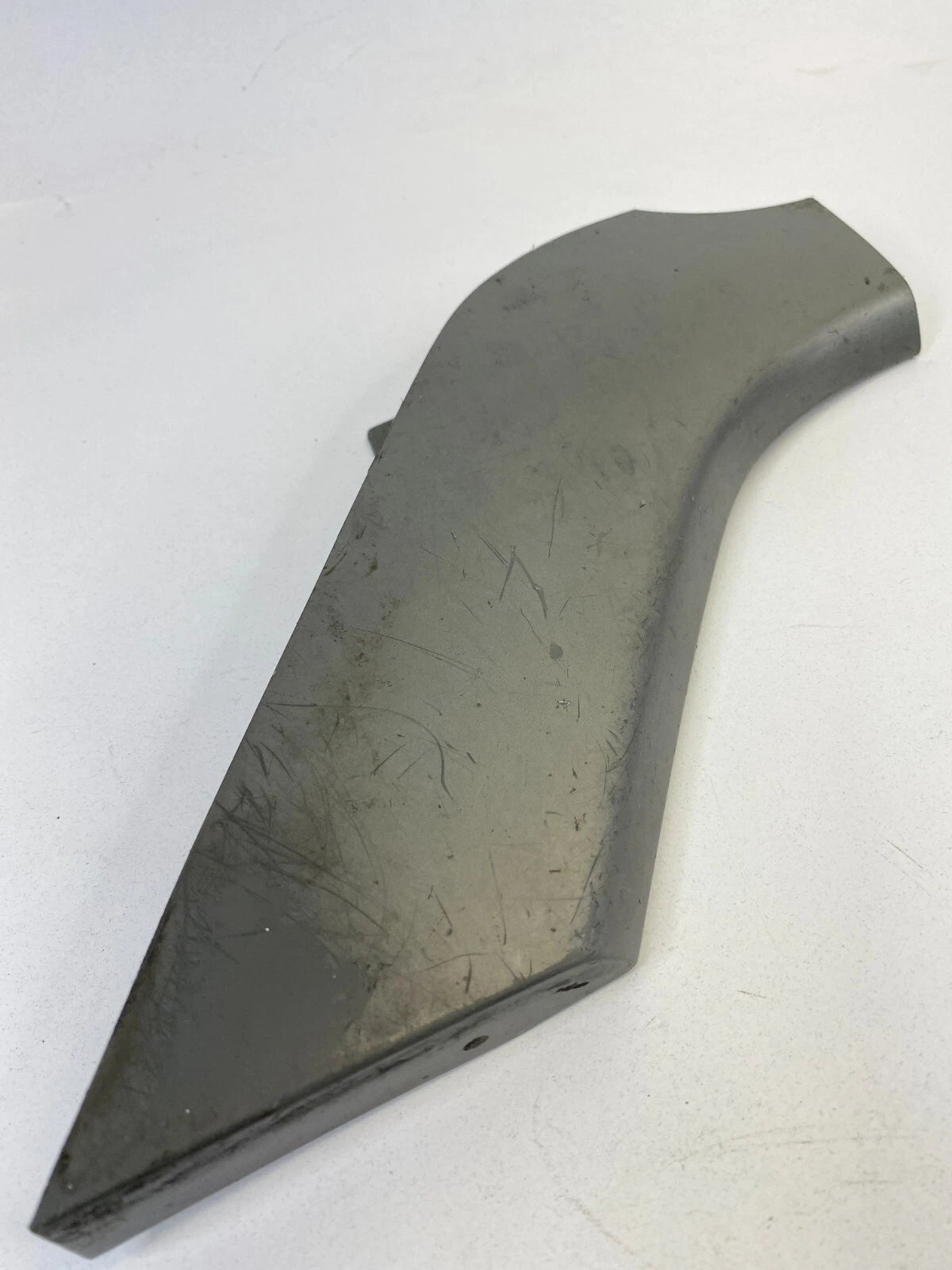 2003-2005 HONDA PILOT REAR CENTER CONSOLE LEFT TRIM MOLDING 83429-S9VA-A010-M1