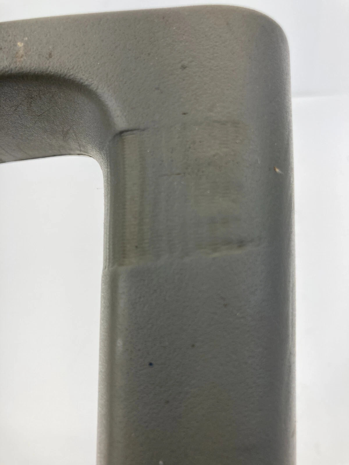 2007-2014 CHEVROLET SILVERADO 2500 HD REAR LEFT SIDE INNER DOOR PULL HANDLE OEM