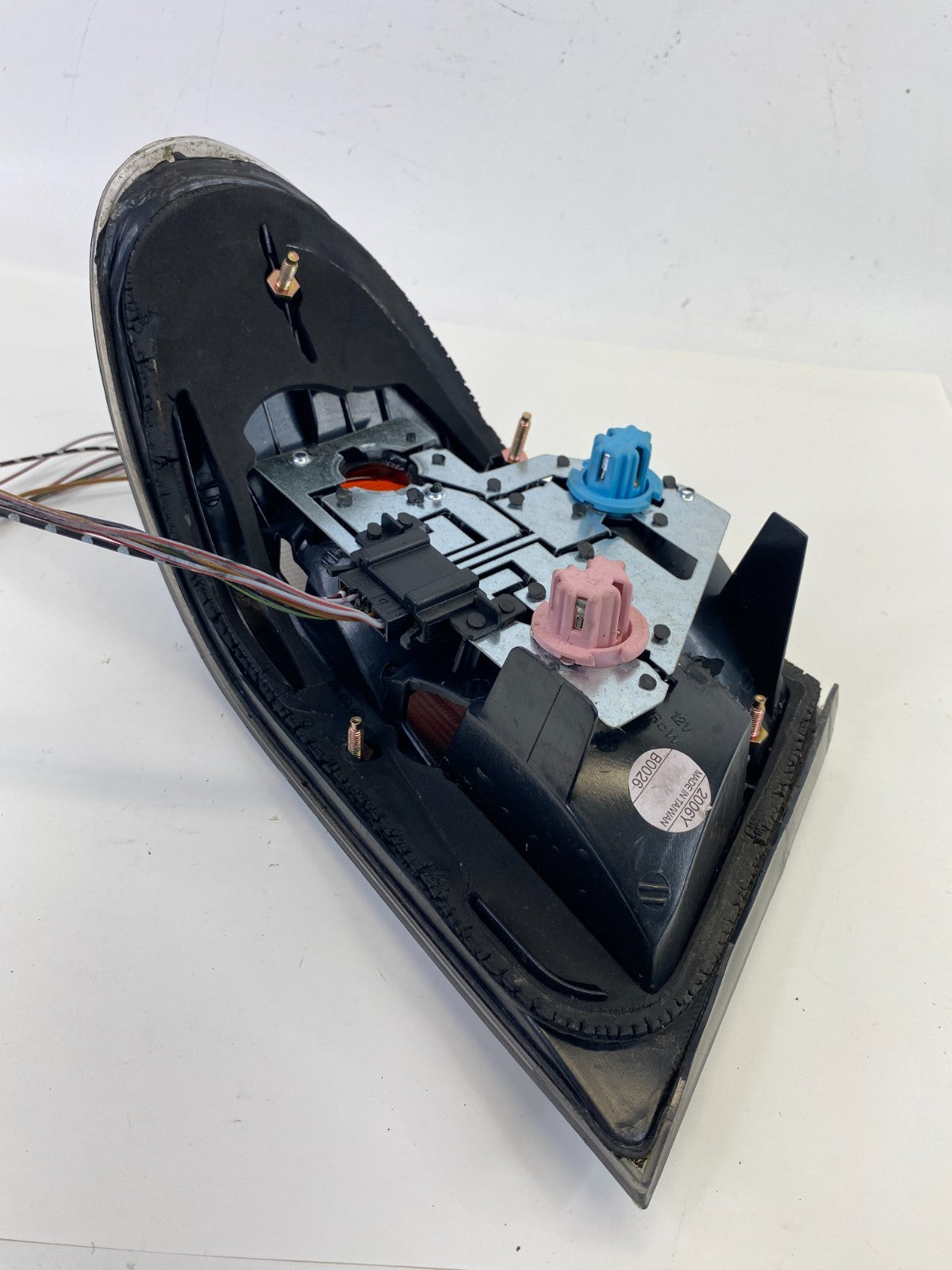 1998-2002 Mercedes-Benz E430 Rear Right Outer Tail Light Taillight Aftermarket