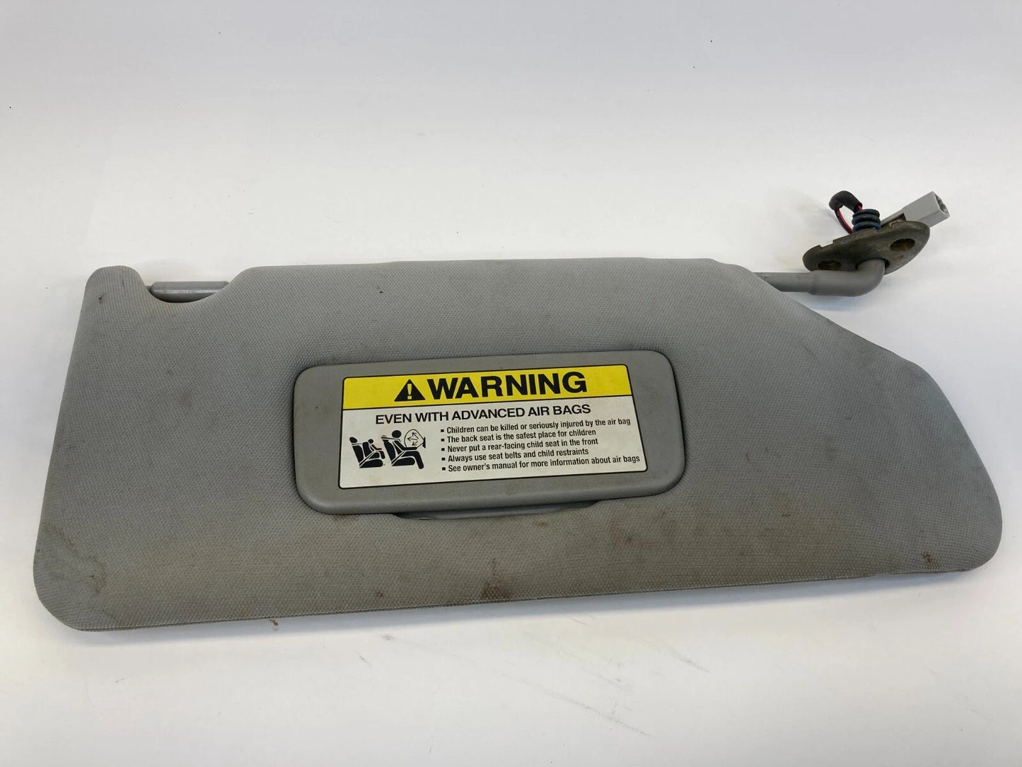 2003-2007 HONDA ACCORD RIGHT PASSENGER SUNVISOR SUN VISOR W/ LIGHTS OEM
