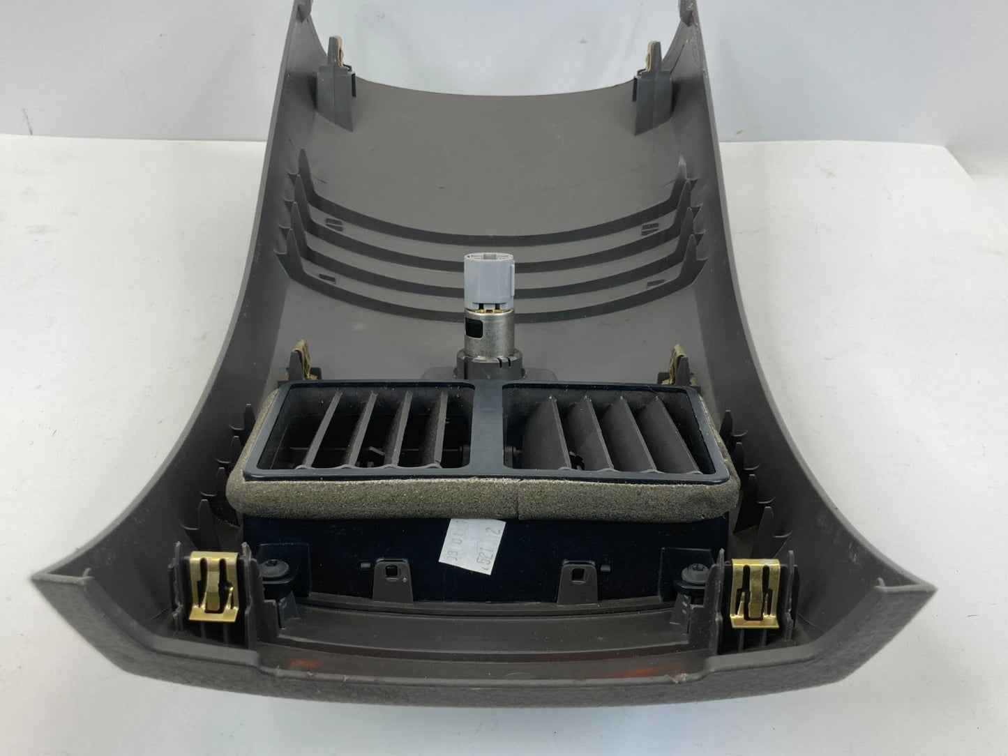 2008 LINCOLN MKX REAR CENTER CONSOLE AC AIR VENT W/ POWER OUTLET 8T4378045E24A