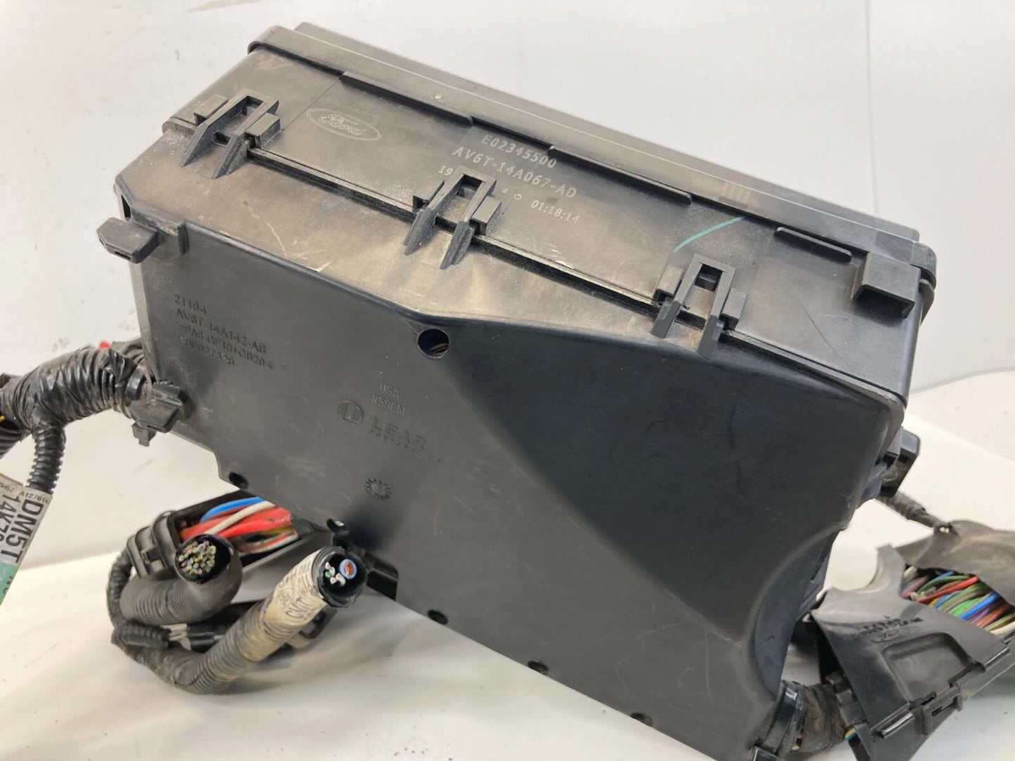 2012-2014 FORD FOCUS 2.0L ENGINE COMPARTMENT FUSE BOX JUNCTION RELAY MODULE OEM