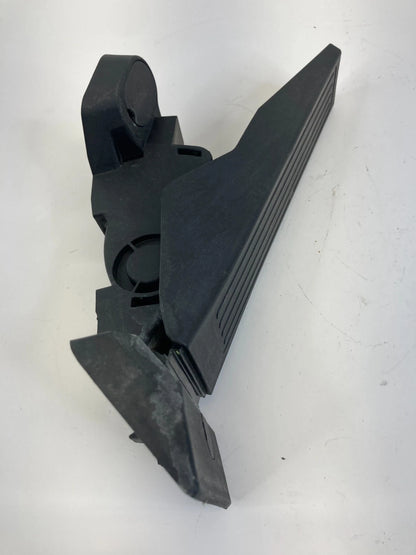 2016-2020 KIA SORENTO 2.4L AT ACCELERATOR GAS PEDAL TRAVEL SENSOR 32700C6110 OEM