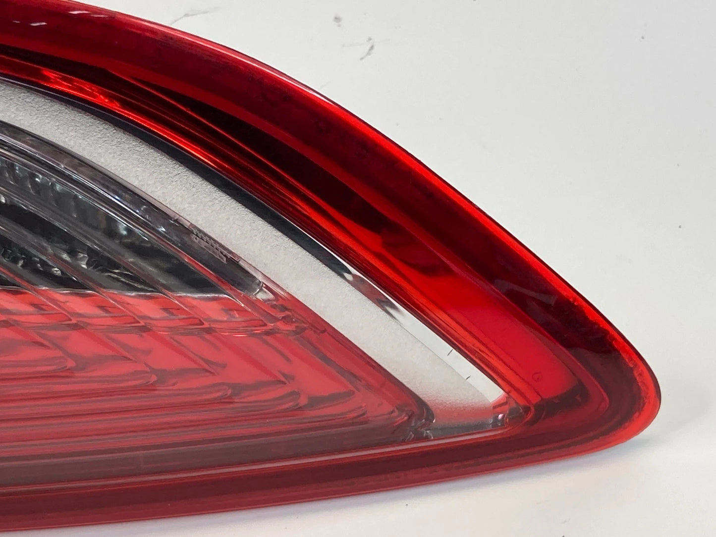 2013-2016 FORD ESCAPE REAR RIGHT INNER TAIL LIGHT PASSENGER SIDE LAMP OEM