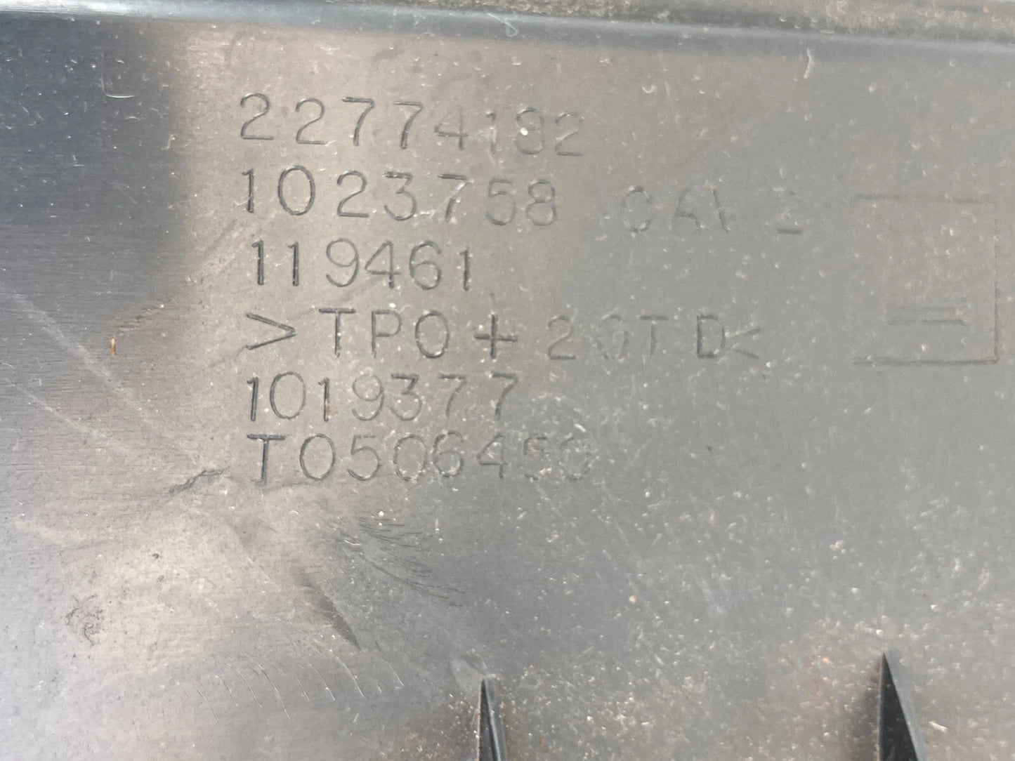 2010-2017 GMC TERRAIN SUV DASHBOARD GLOVE BOX STORAGE COMPARTMENT 22774182 OEM