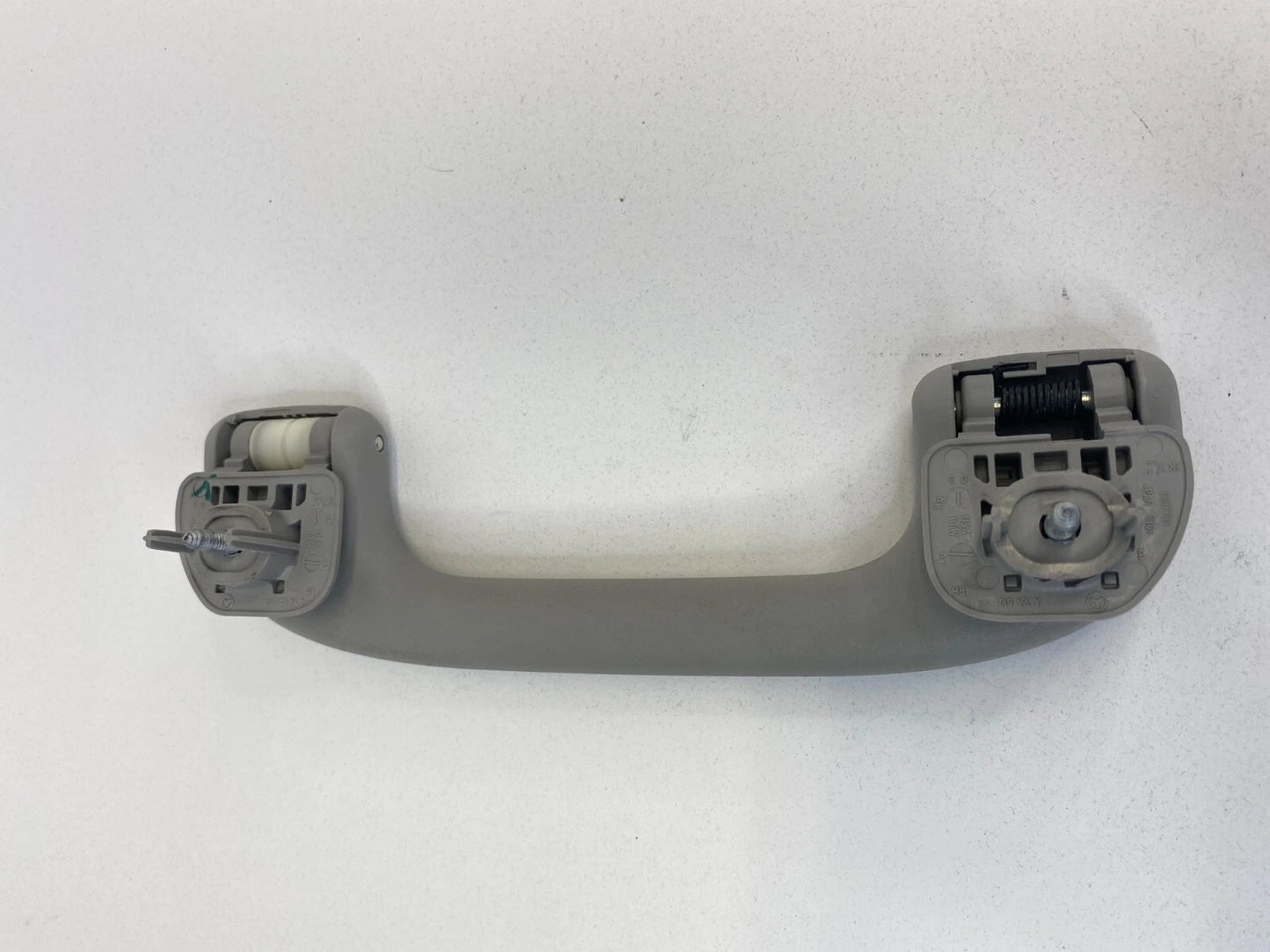 06-12 MERCEDES-BENZ R350 FRONT LEFT DRIVER ROOF GRAB HANDLE ASSIST A1648100354