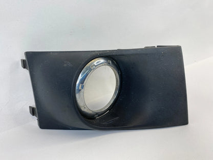 09-11 FORD FOCUS SEDAN FRONT LEFT SIDE FOG LIGHT LAMP BEZEL COVER 8S4315A299AAW
