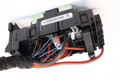 2012-2015 VW PASSAT 1.8L L4 ENGINE BAY RELAY FUSE JUNCTION BOX 5C0-937-819-L