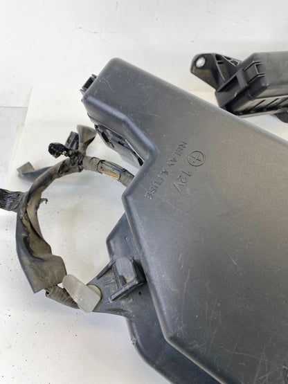 2004-2009 Toyota Prius 1.5L AT Engine Compartment Fuse Relay Box w Small Fuse