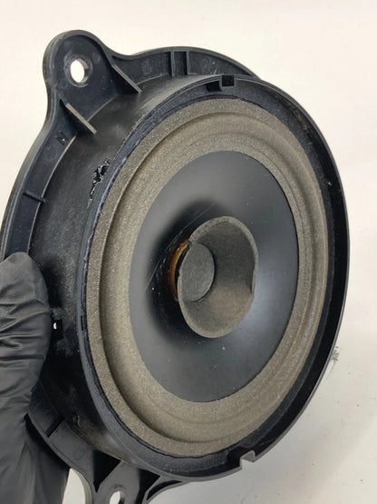 2008-2010 NISSAN ROGUE REAR RIGHT SIDE DOOR SPEAKER AUDIO ASSEMBLY 28156-JM00A