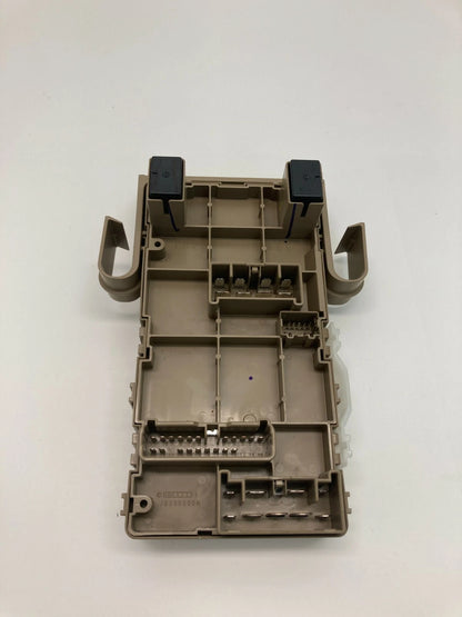 2010-2012 SUBARU OUTBACK 2.5L H4 UNDER DASH FUSE BOX RELAY JUNCTION BOX ASSEMBLY