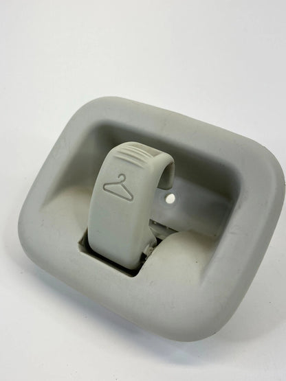 2009-2014 VOLKSWAGEN ROUTAN INTERIOR INNER ROOF HANGER COAT HOOK COVER L0051505