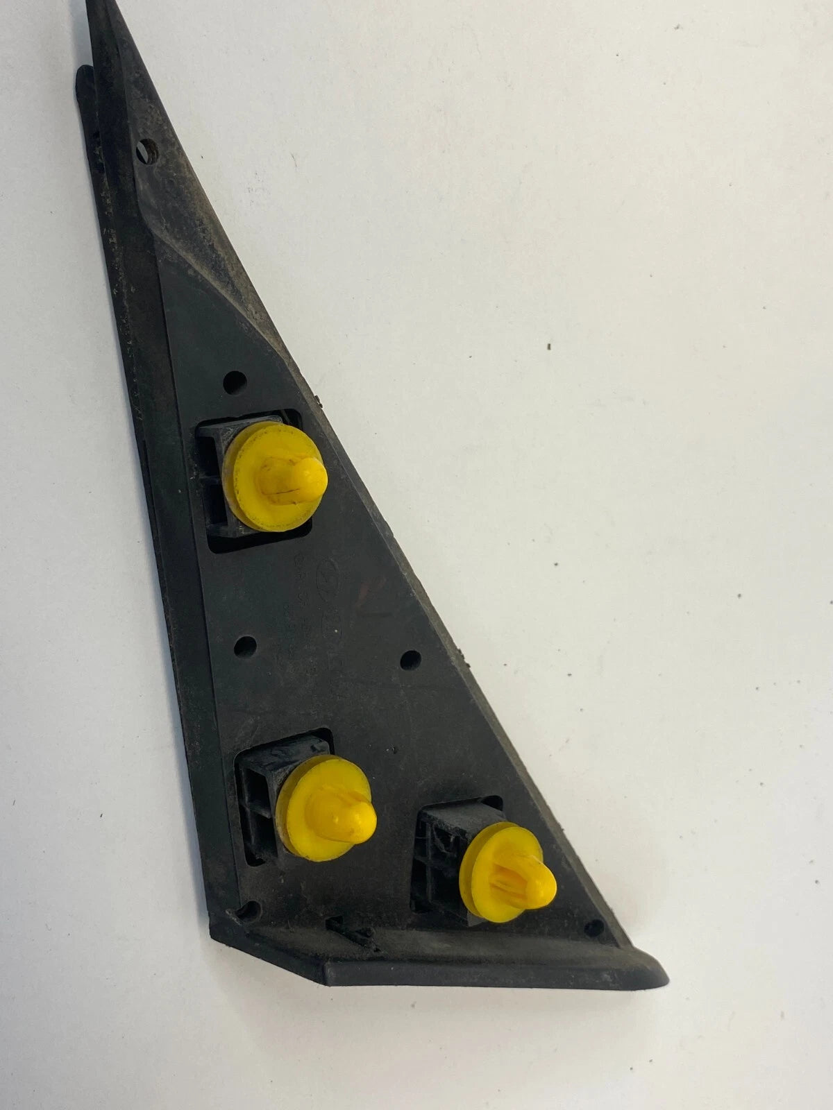 2011-2014 HYUNDAI SONATA RIGHT EXTERIOR FENDER CORNER COVER TRIM 86190-3S000 RH