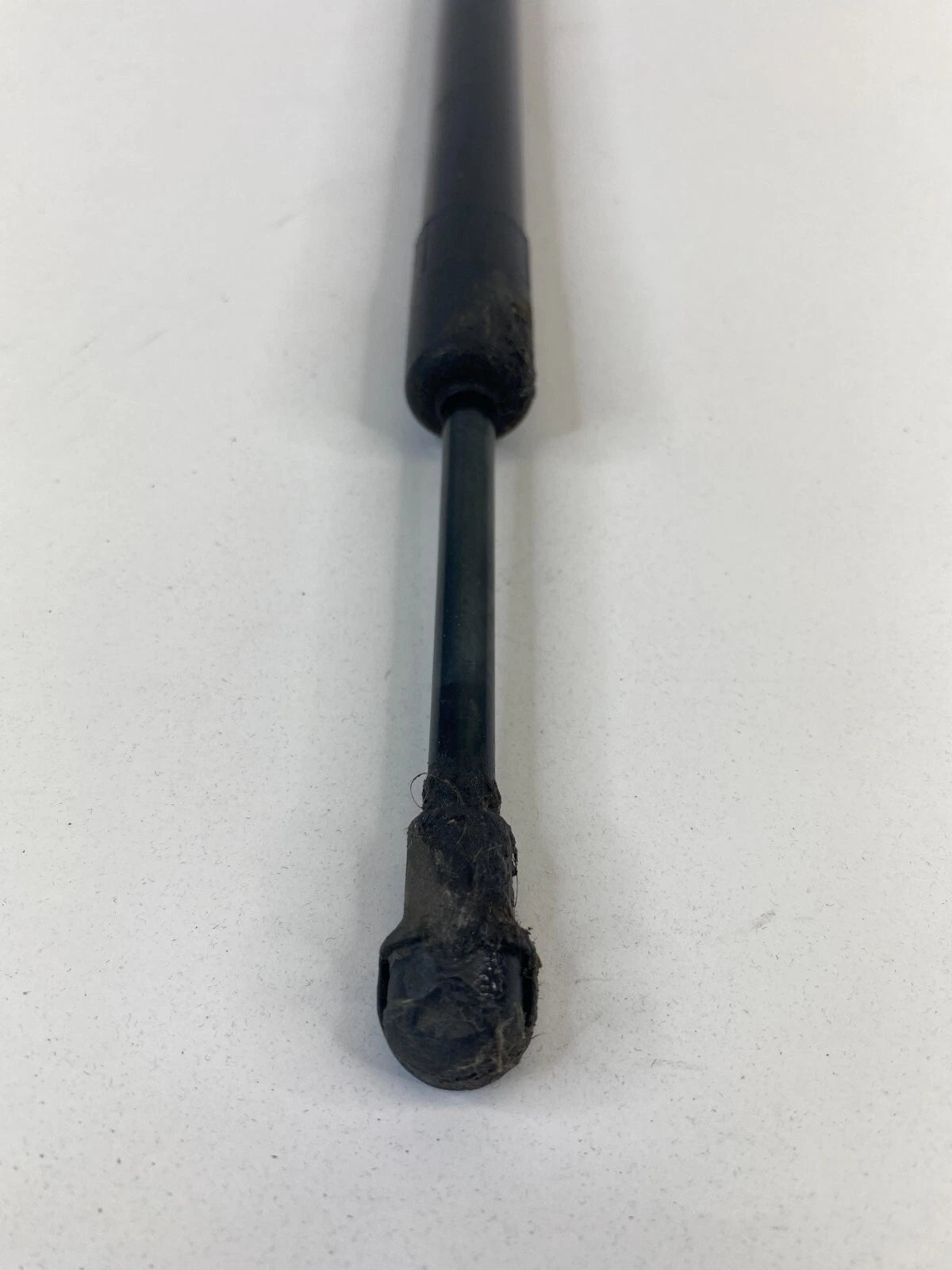2005-2010 VW VOLKSWAGEN JETTA REAR TRUNK LIFTGATE SUPPORT STRUT CYLINDER OEM