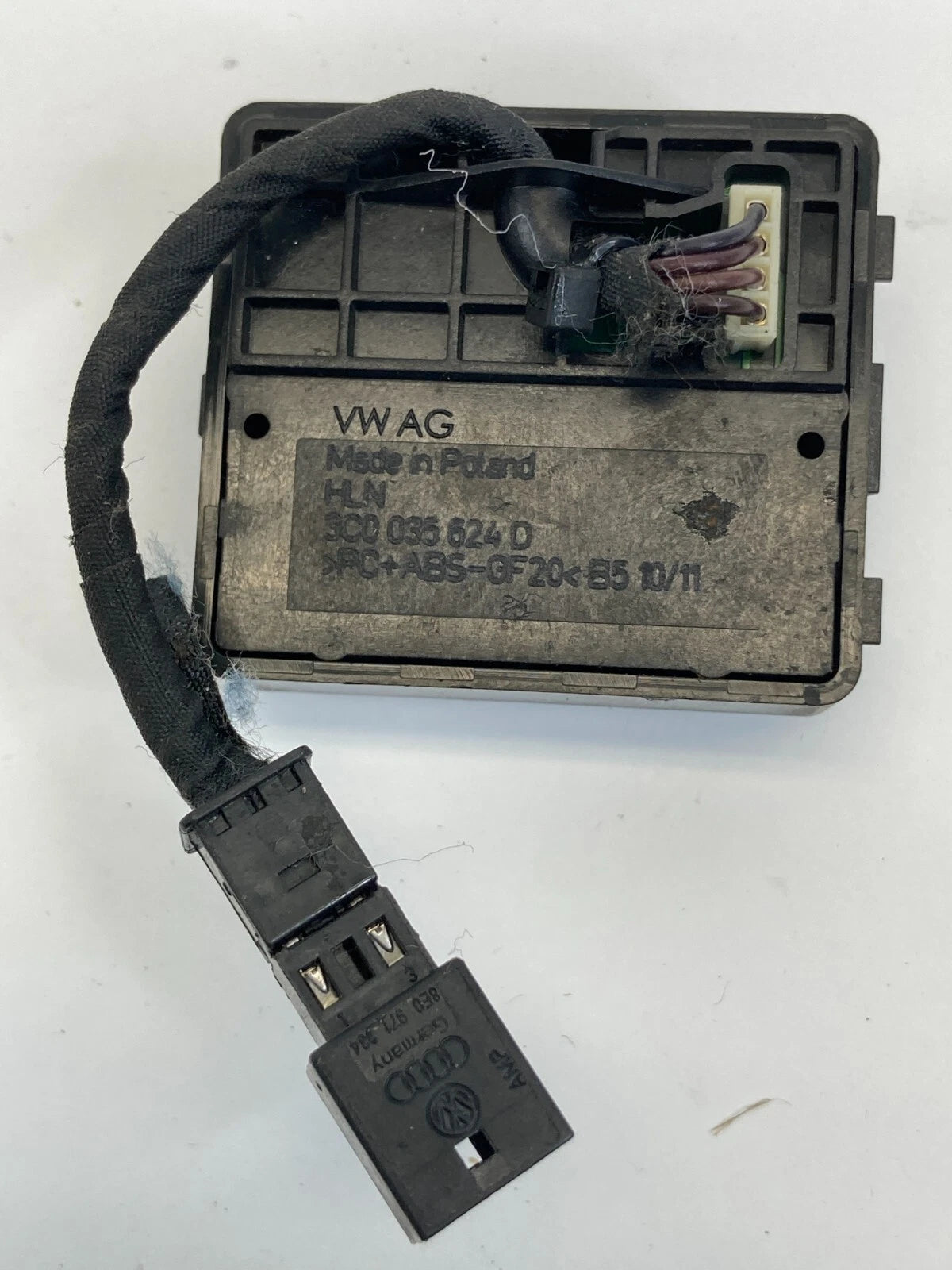 2011-2018 VOLKSWAGEN JETTA CONTROL PANEL TELEPHONE SWITCH HANDS FREE 3C0035624D