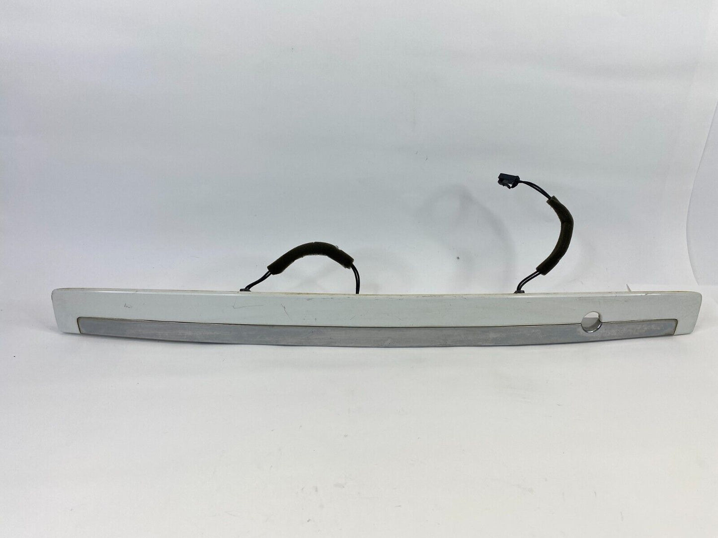 2003-2006 Kia Sorento Trunk Tailgate Lid License Plate Bezel Trim Molding OEM