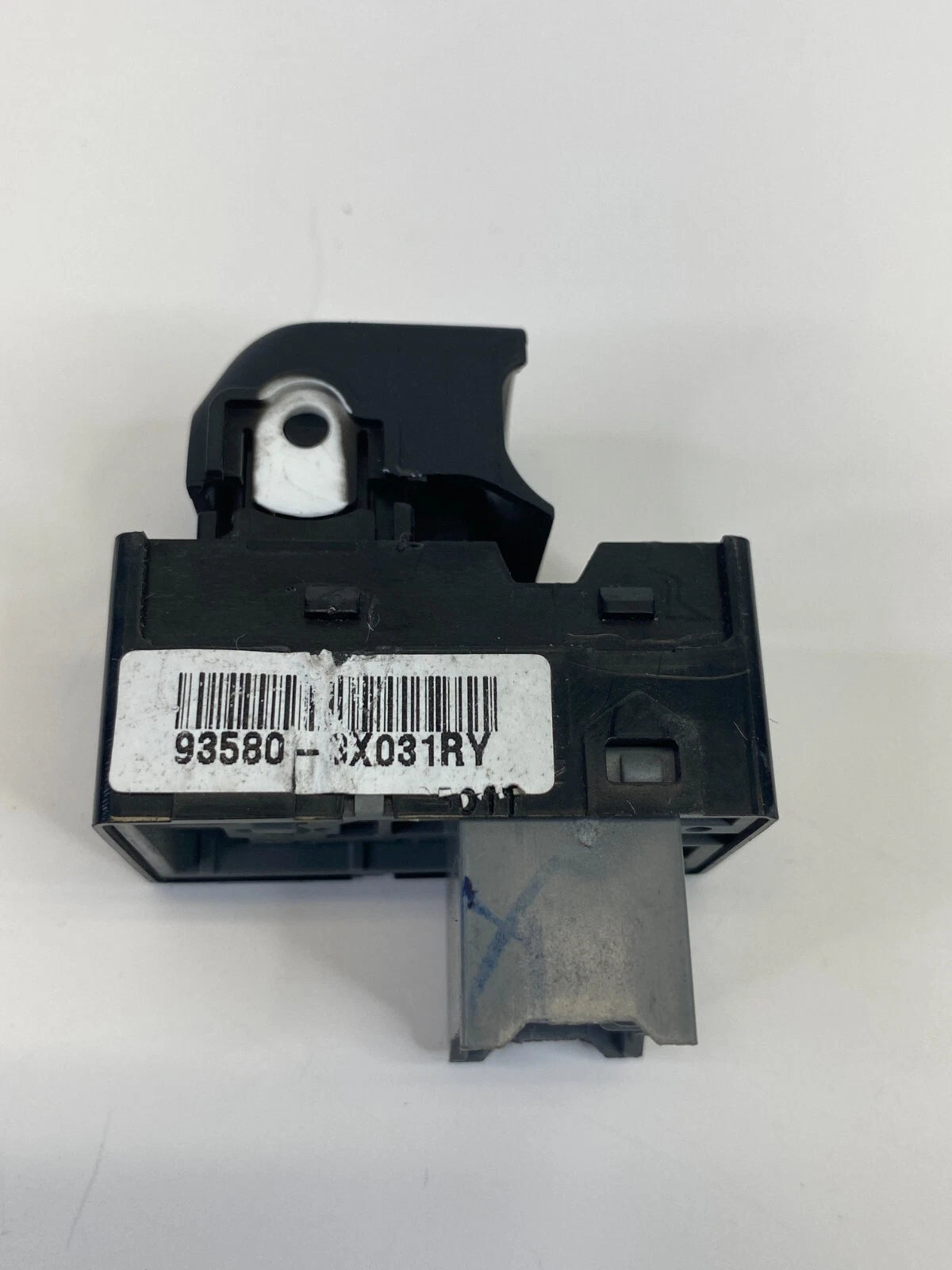 11-13 HYUNDAI ELANTRA REAR RIGHT SIDE DOOR POWER WINDOW SWITCH 93580-3X031 OEM