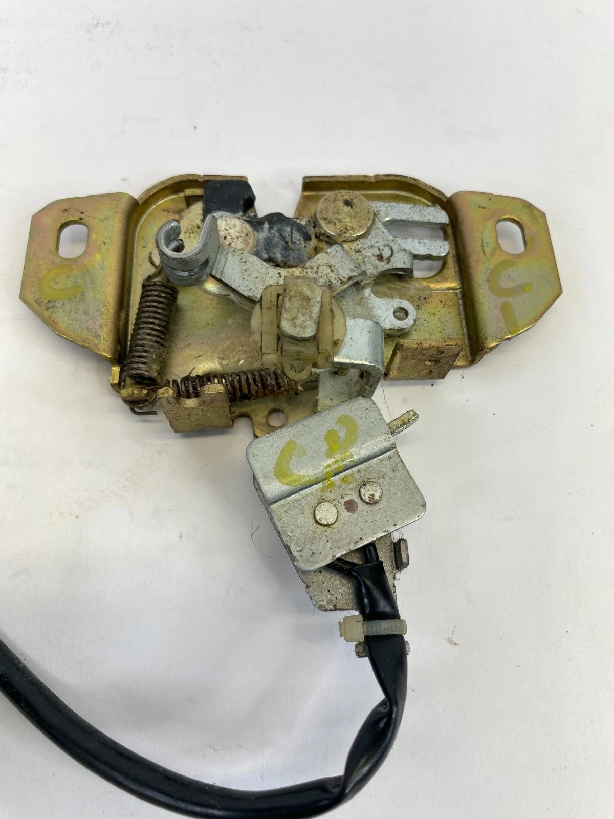 2000-2005 MITSUBISHI ECLIPSE CONVERTIBLE REAR TRUNK LOCK LATCH ACTUATOR RELEASE