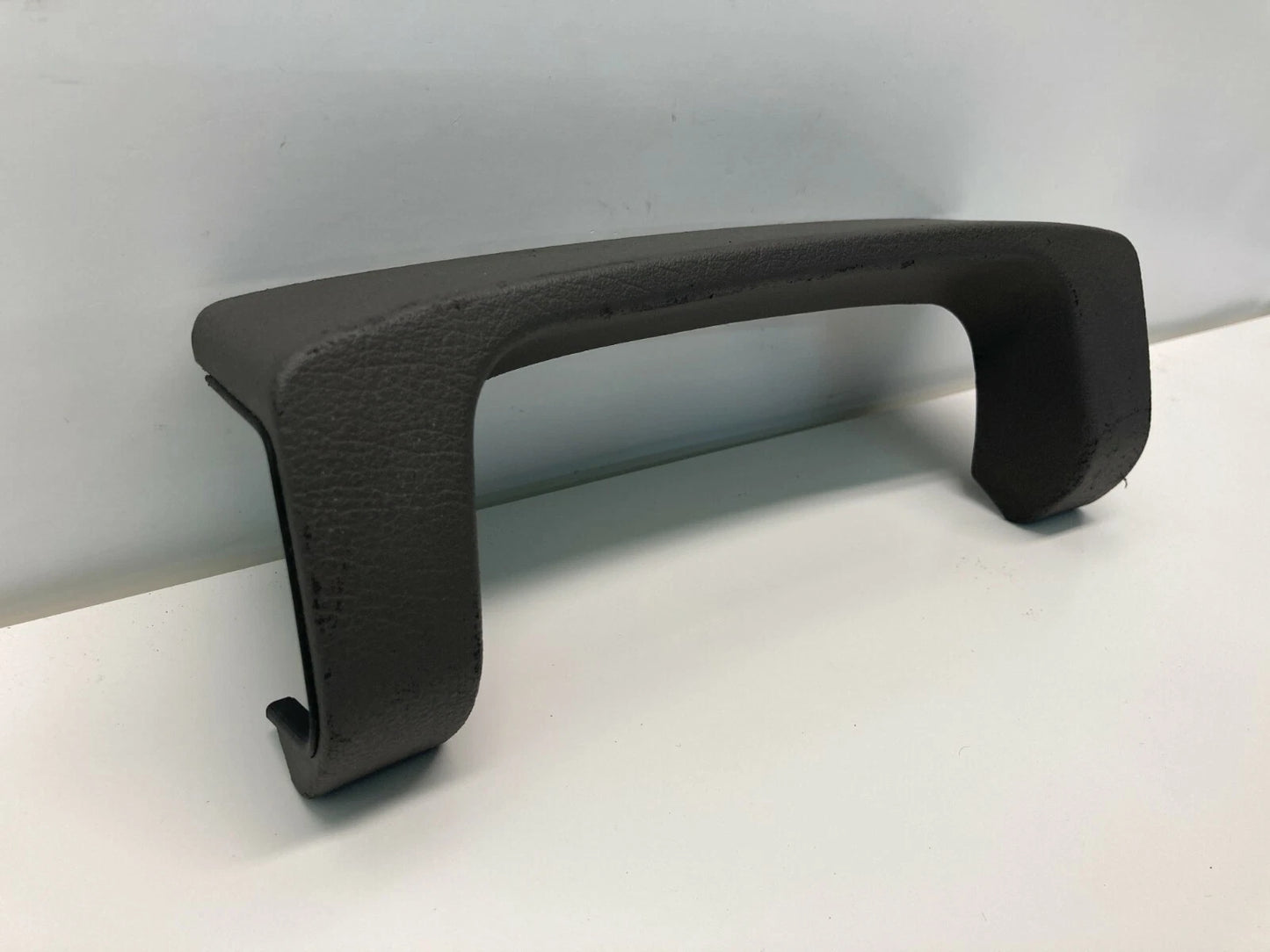 2002 2003 2004 AUDI A6 UPPER STEERING COLUMN COVER TRIM PANEL BEZEL 4B1-858-345