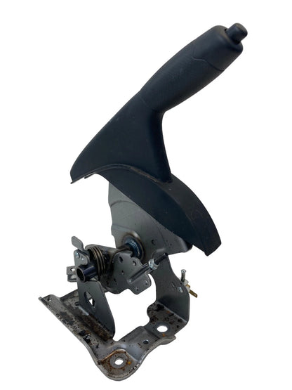 2011-2014 NISSAN JUKE EMERGENCY PARKING E-BRAKE HANDLE BRAKE LEVER ASSEMBLY OEM