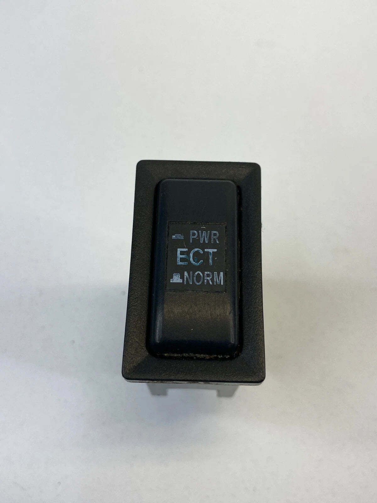 1996-2002 TOYOTA 4RUNNER REAR PWR ECT NORM TRACTION CONTROL SWITCH BUTTON OEM