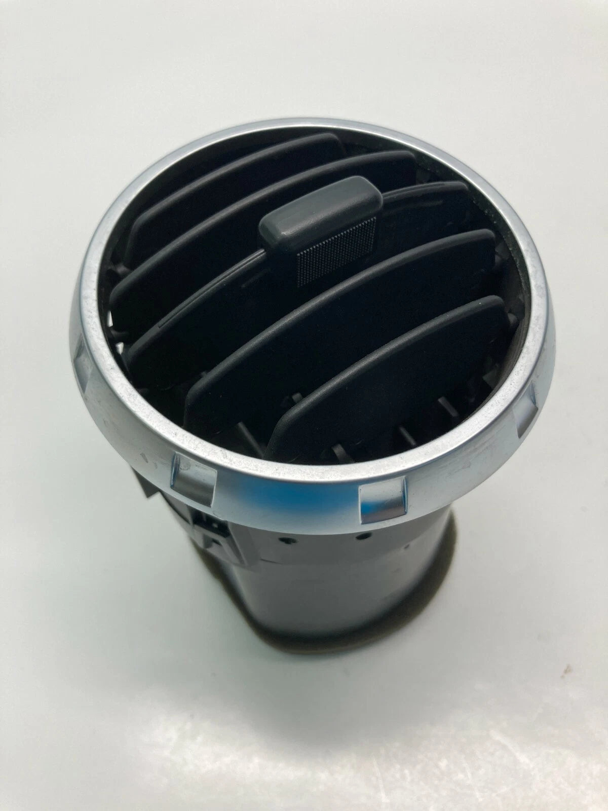 2005 2006 2007 FORD FREESTYLE CENTER RIGHT PASSENGER SIDE DASH AC AIR VENT OEM