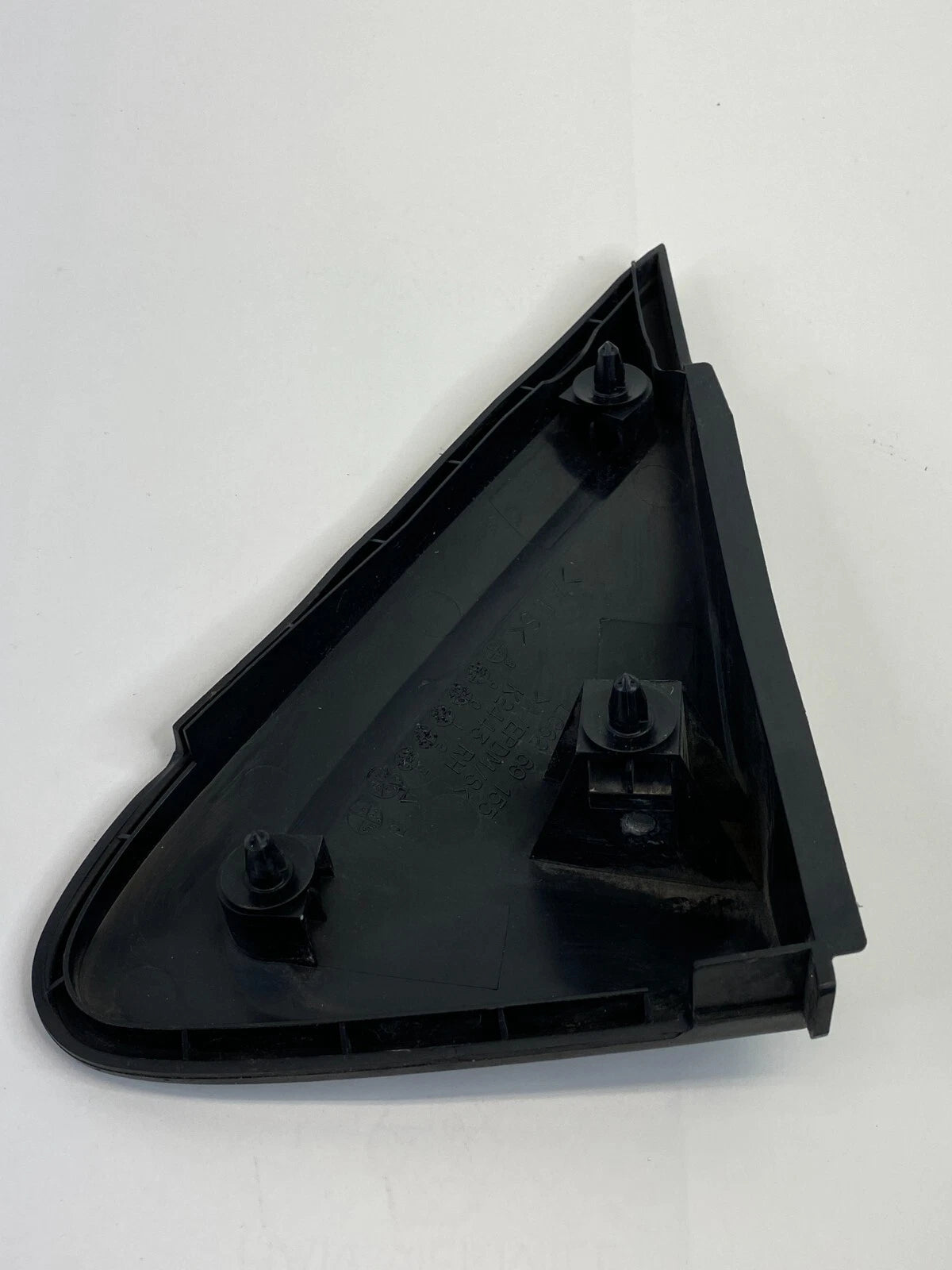 00-06 MAZDA MPV FRONT RIGHT EXTERIOR SIDE VIEW CORNER GARNISH MOLDING LC6269155