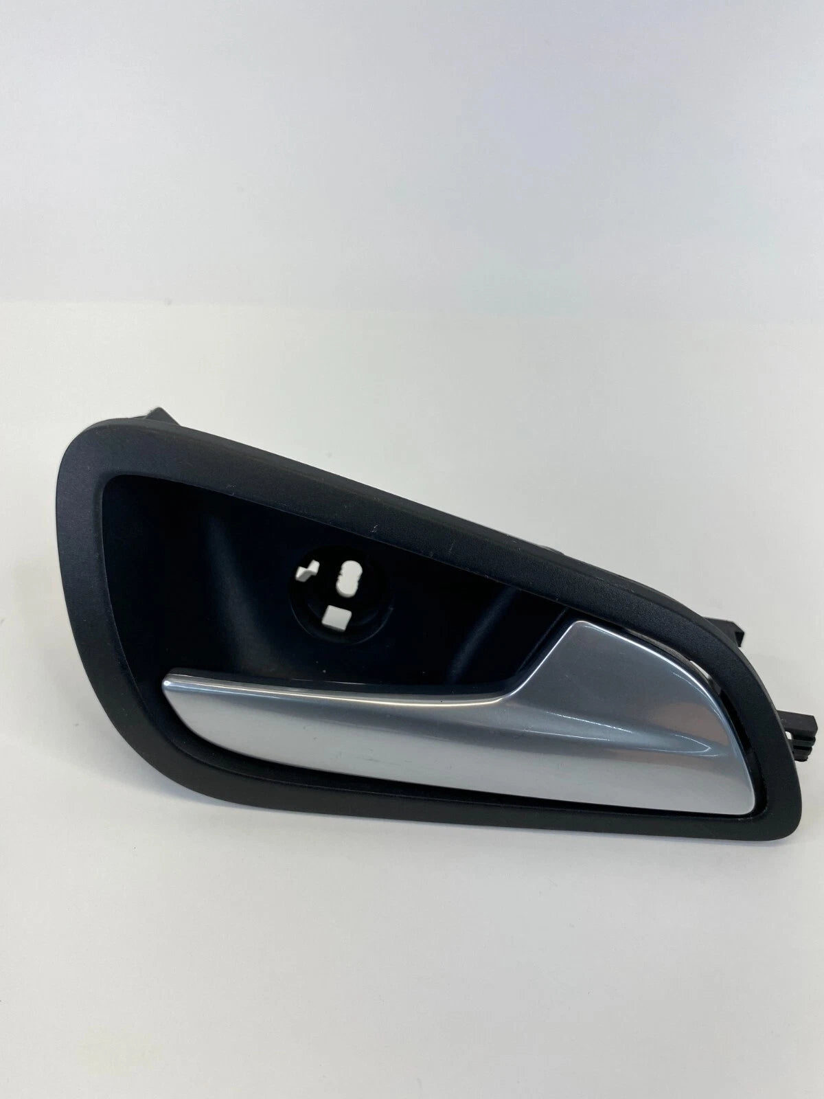 2012-2018 FORD FOCUS FRONT RIGHT SIDE INTERIOR INNER DOOR HANDLE AM51-A22600-DAW