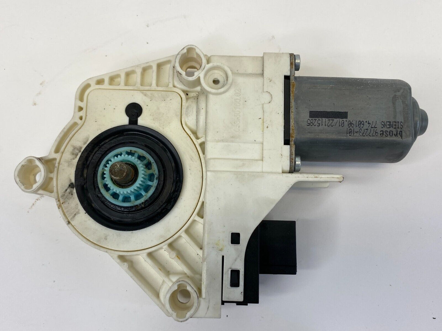 2006-2009 Audi A6 Quattro Front Left Side Door Power Window Motor 4F0-959-801-D