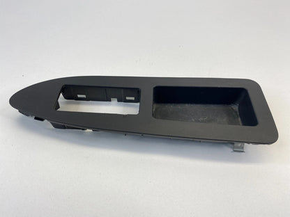 08-10 DODGE CHARGER FRONT RIGHT WINDOW SWITCH COVER BEZEL TRIM 100010656 OEM