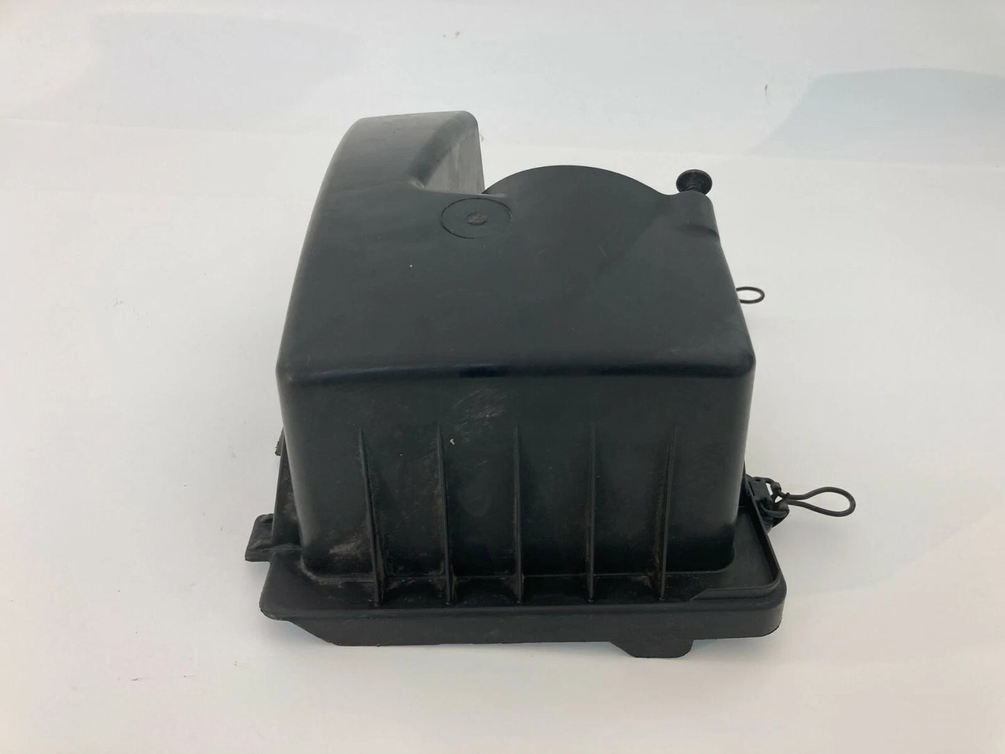 2006 2007 BUICK RENDEZVOUS TERRAZA 3.5L V6 AT AIR CLEANER FILTER BOX CAP COVER