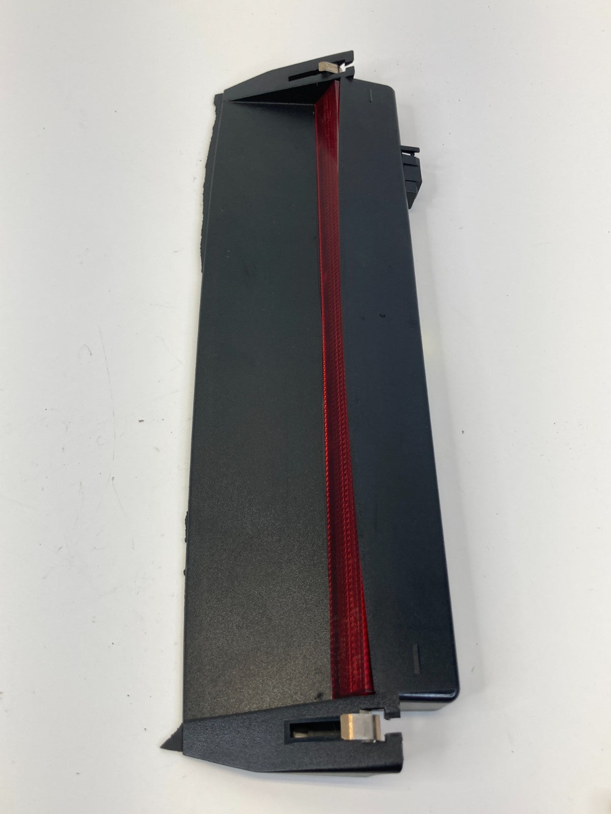 09-17 Volkswagen CC Rear Center Third Brake Stop Light Lamp High Mount 3C8945087