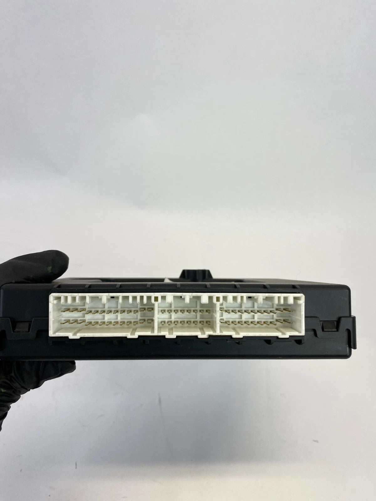 2013-2015 HYUNDAI ELANTRA GT 1.8L L4 A/T BODY CONTROL MODULE BCM BCU 95400-A5570
