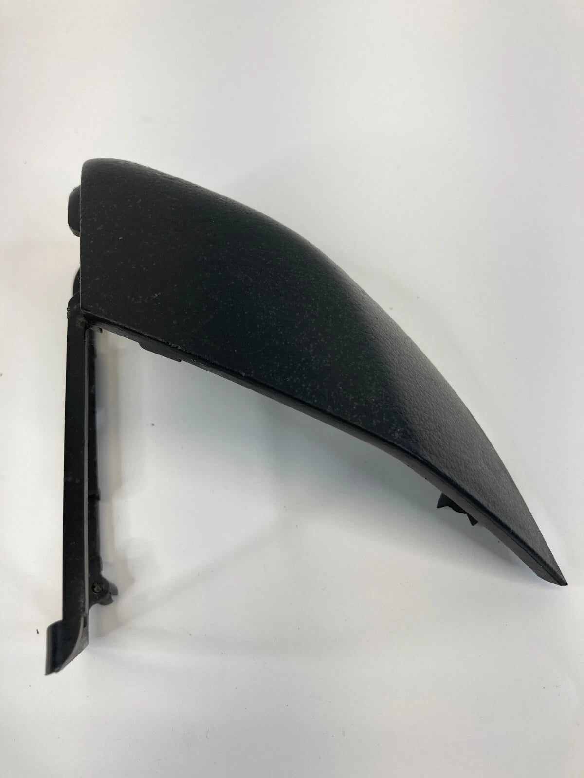 2009-2011 CHEVROLET AVEO FRONT LEFT DOOR POCKET ARMREST COVER TRIM 96649613 OEM